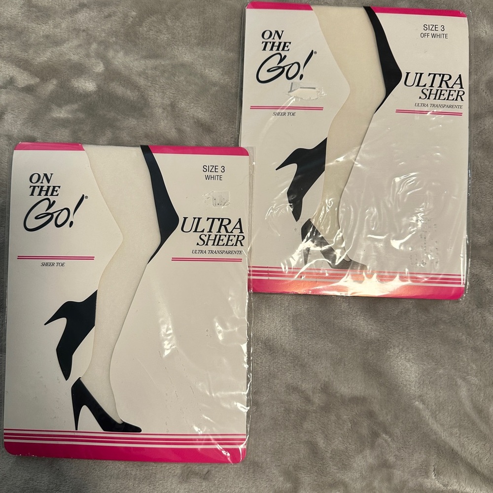 2 pair On the Go! Pantyhose Hose Sz 3, 1 pr Off White,‎ 1 pr White